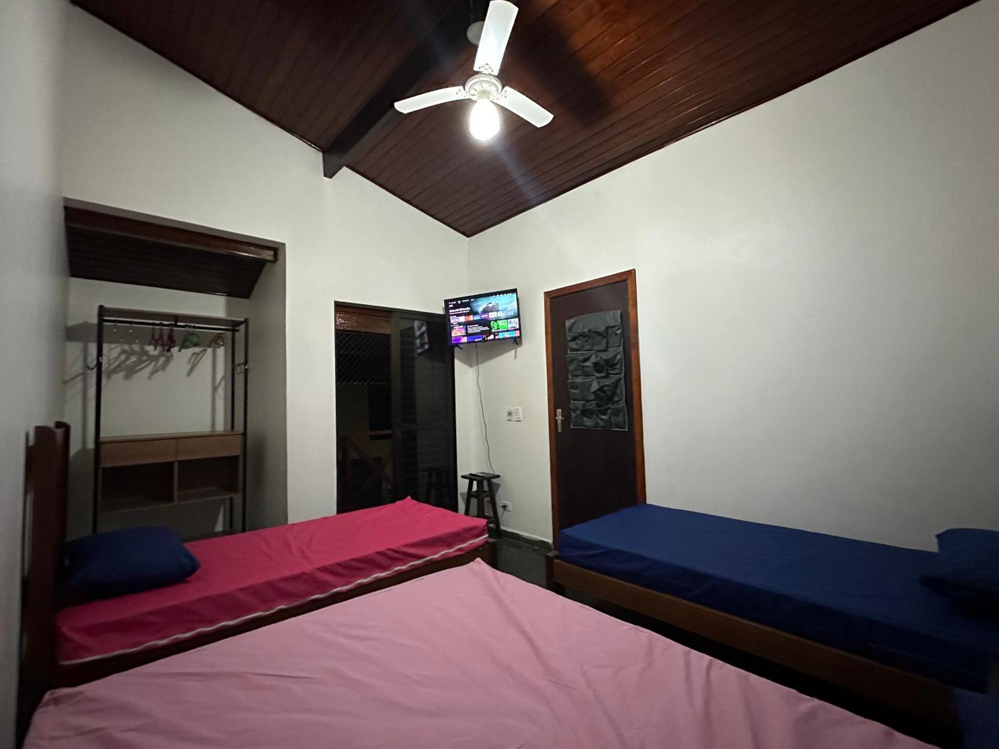 Triplex Piscina Churrasqueira Lava E Seca Wi-Fi E 2 Tvs Em Condominio Com 90M2 No Centro De อูบาตูบา ภายนอก รูปภาพ