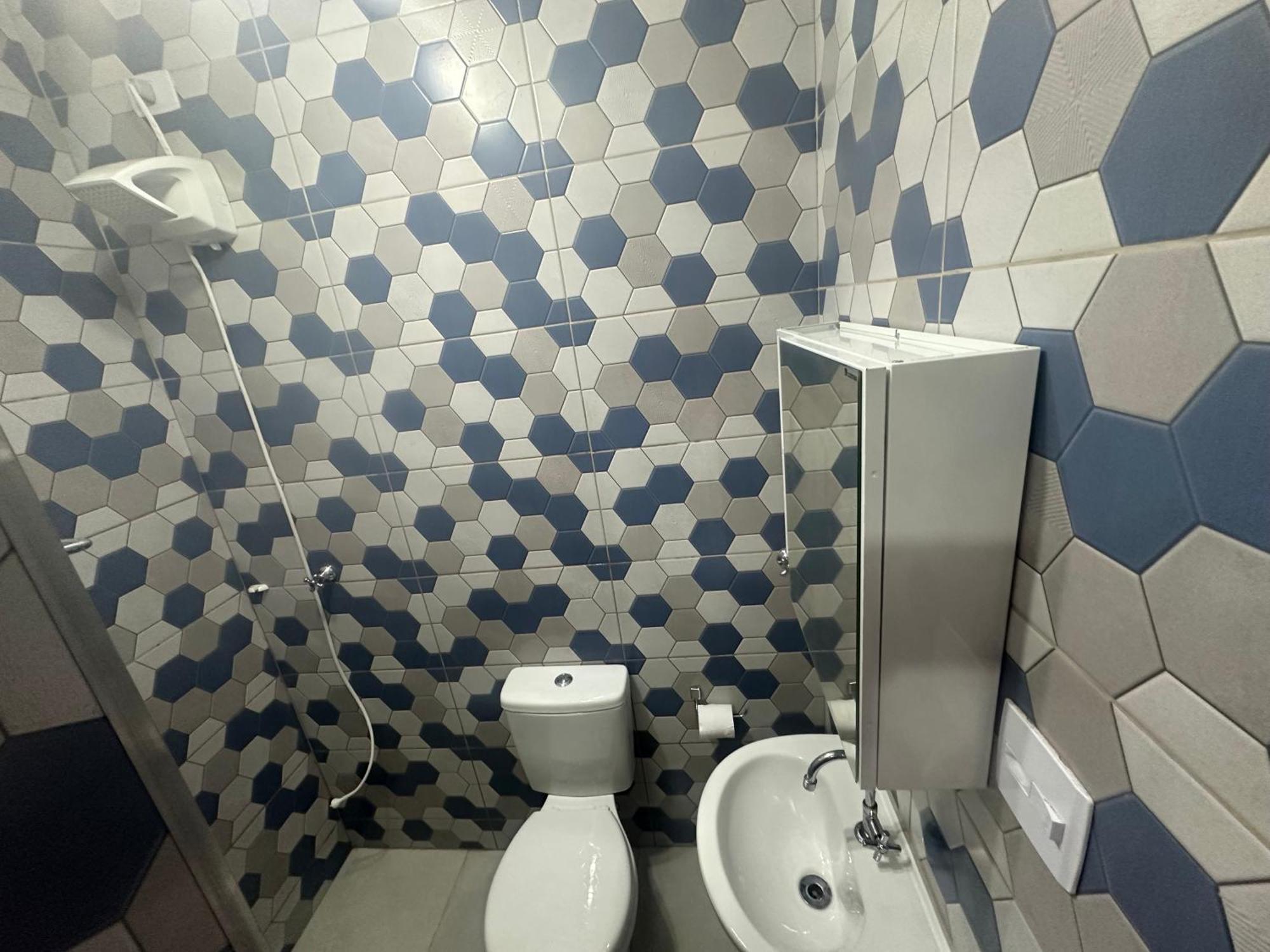 Triplex Piscina Churrasqueira Lava E Seca Wi-Fi E 2 Tvs Em Condominio Com 90M2 No Centro De อูบาตูบา ภายนอก รูปภาพ