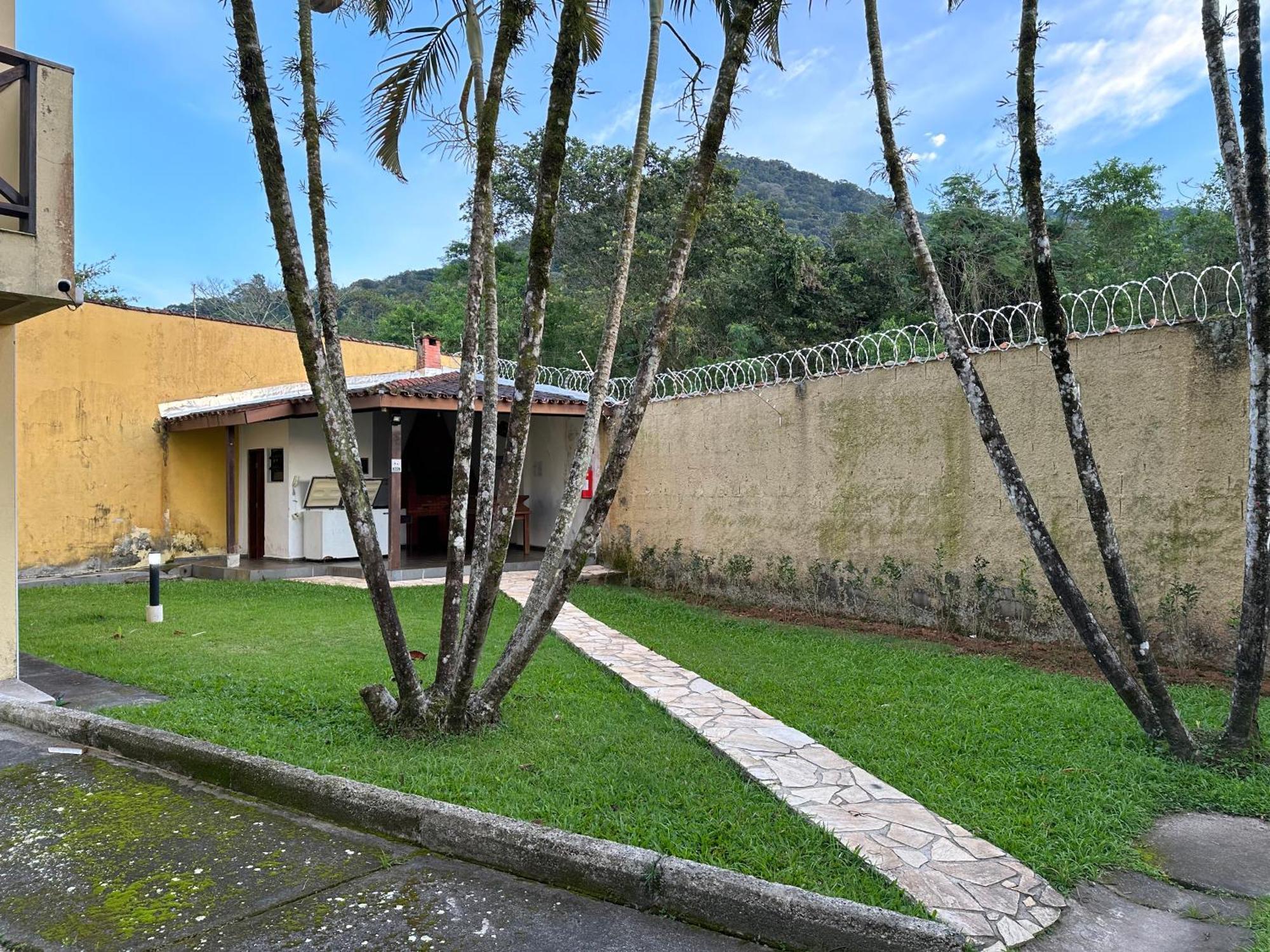 Triplex Piscina Churrasqueira Lava E Seca Wi-Fi E 2 Tvs Em Condominio Com 90M2 No Centro De อูบาตูบา ภายนอก รูปภาพ